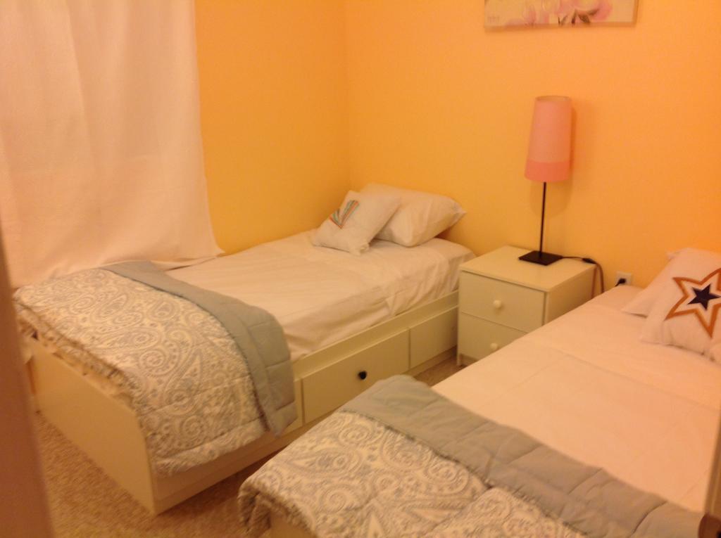 Mojoy Homesuites At Runyon Ньюарк Экстерьер фото