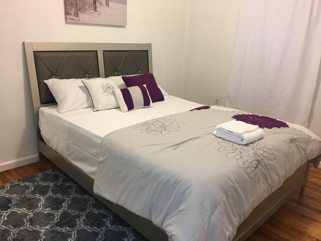 Mojoy Homesuites At Runyon Ньюарк Экстерьер фото