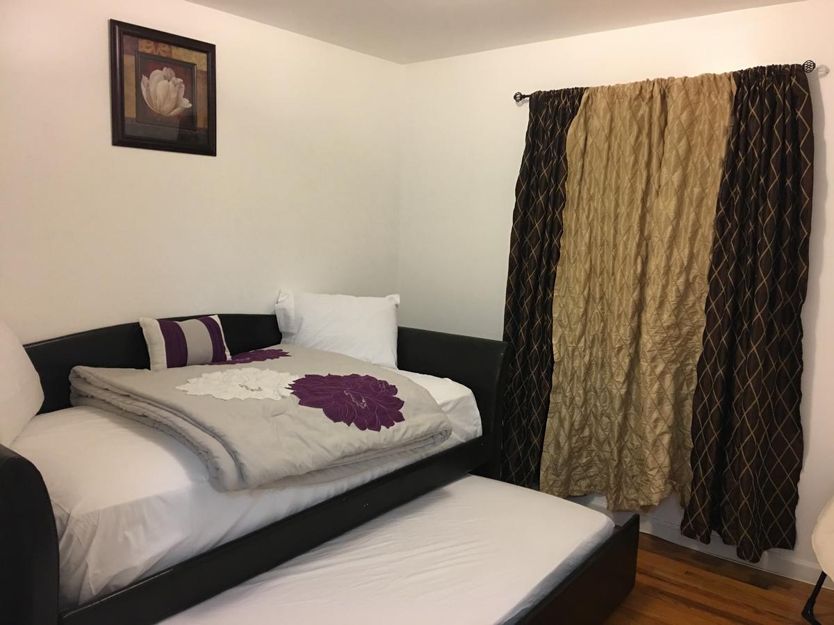Mojoy Homesuites At Runyon Ньюарк Экстерьер фото