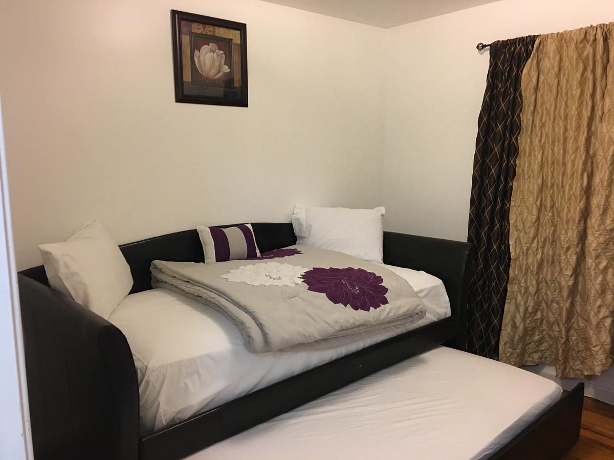 Mojoy Homesuites At Runyon Ньюарк Экстерьер фото